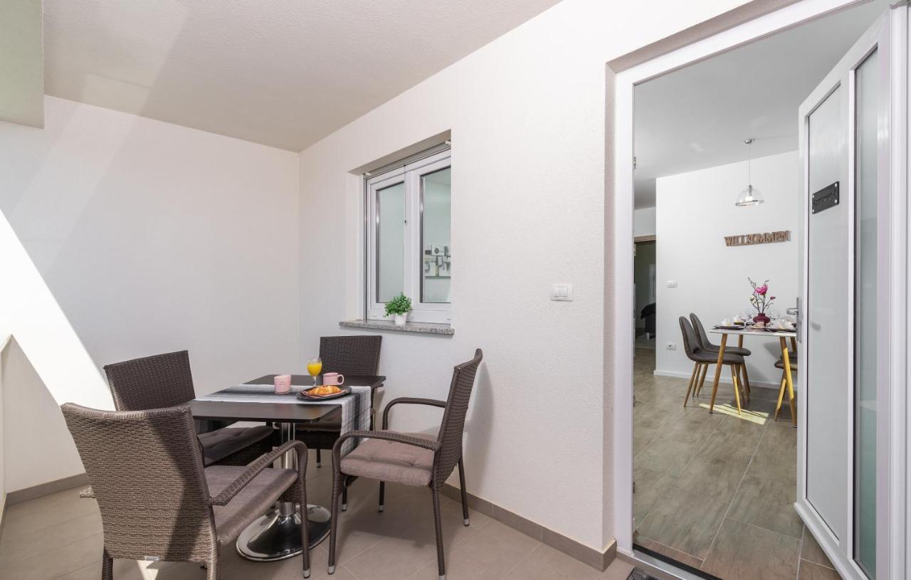 Apartments Amore Fazana Luaran gambar