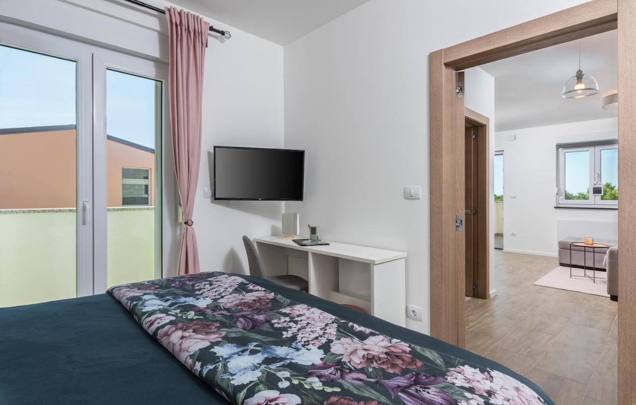 Apartments Amore Fazana Luaran gambar