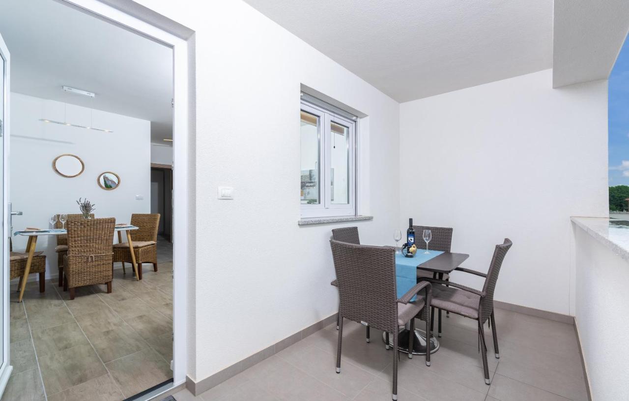 Apartments Amore Fazana Luaran gambar