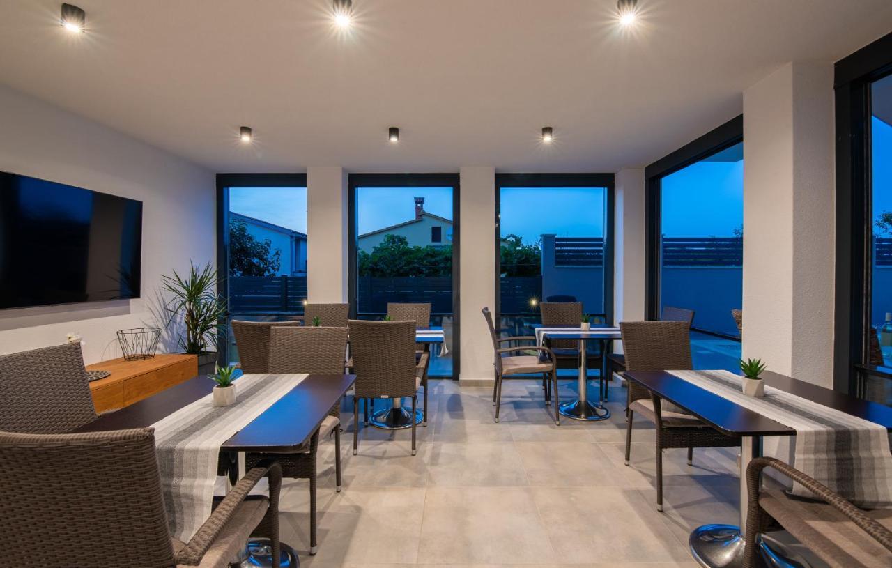Apartments Amore Fazana Luaran gambar